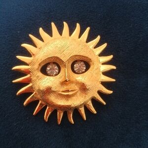 Vintage Gold TONE Sun Brooch